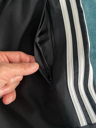 Conjunto Adidas Camiseta y Pantalón Talla M nuevos