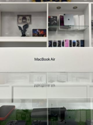 MacBook Air M3 15" | 8/512GB Nuovo Apple | Italia