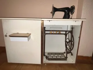 Máquina de coser Alfa clásica