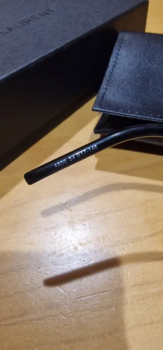 Gafas de sol YSL negro