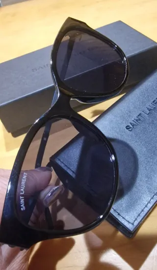 Gafas de sol YSL negro