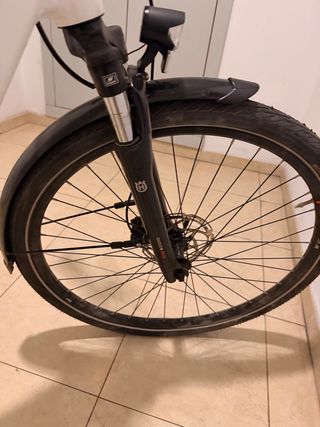 Bicicleta  Husqvarna Eléctrica Paseo Gran City GC1