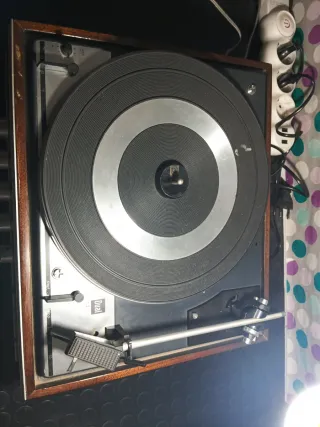 Tocadiscos Bettor EF-43