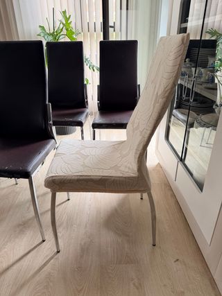 Juego de 6 sillas de comedor.