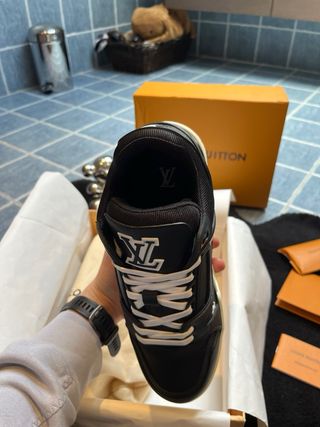 Louis Vuitton Trainer Zapatillas Negras Blancas
