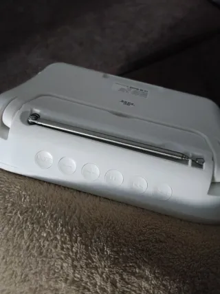 Lector CD portátil blanco