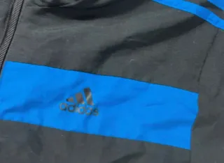 ¡¡OFERTA!! Talla M Chaqueta Adidas Negra y Azul