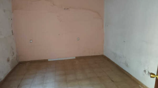 Casa para reformar con patio – 134 m2 – inversión