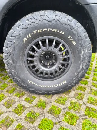 Cubierta BFGoodrich 285/75R16