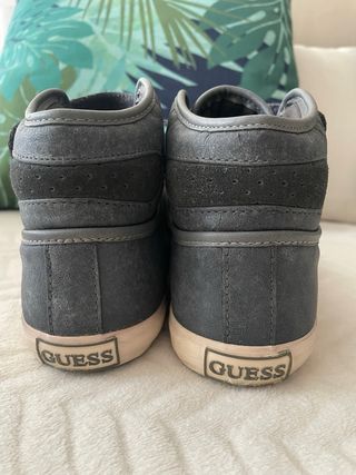 Botines Guess niño grises