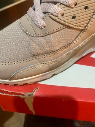 Nike Air Max 90 Essential