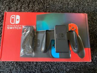 Console Nintendo Switch Blu/Rosso & Accessori