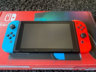 Console Nintendo Switch Blu/Rosso & Accessori
