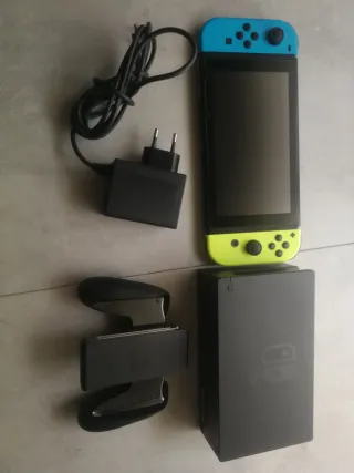 Nintendo Switch Blu e Giallo