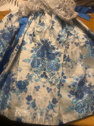 Traje de Fallera Siglo XVIII Azul y Plata