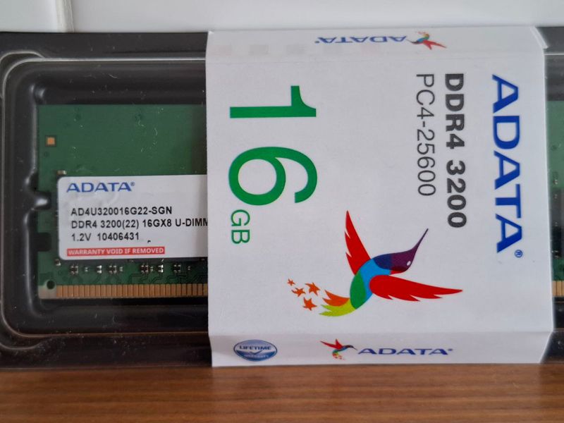 RAM 16GB DDR4 3200MHz ADATA – Perfecto estado afbeelding 2