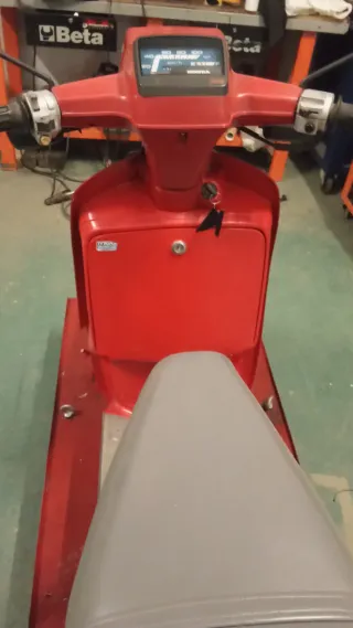 Honda Scoopy 75cc Roja