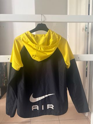 Chaqueta Nike Air Deportiva Amarilla y Negra