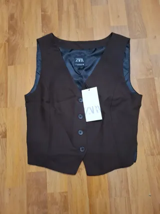 Chaleco Zara marrón