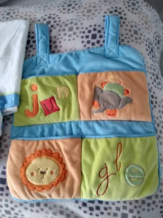 Juego de cuna completo con león