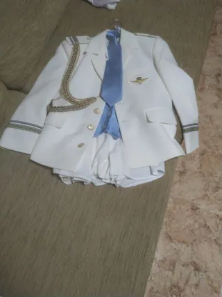 Traje comunión blanco con chaleco y corbata