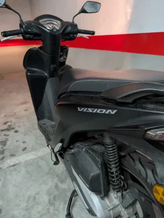 Honda Vision 110 Negra