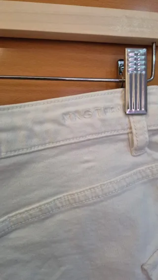 Shorts blancos Mango Teen con bolsillos