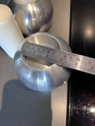 Veleros esfericos de metal plateado