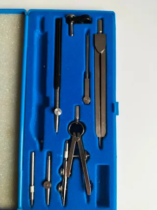 Kit Dibujo Técnico Incompleto