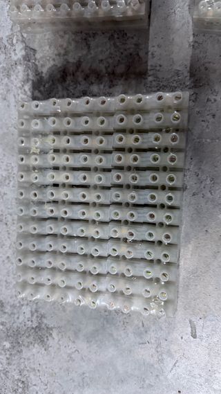 Regletas de conexión plásticas