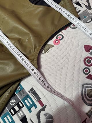 Vestido efecto piel Stradivarius verde