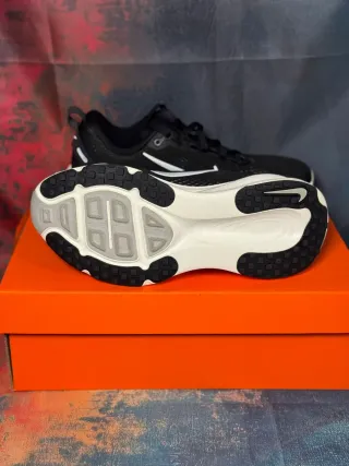 Nike Vomero 18 Scarpe da Corsa Nere