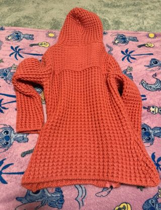 Cappotto/Maglione con cappuccio e alamari