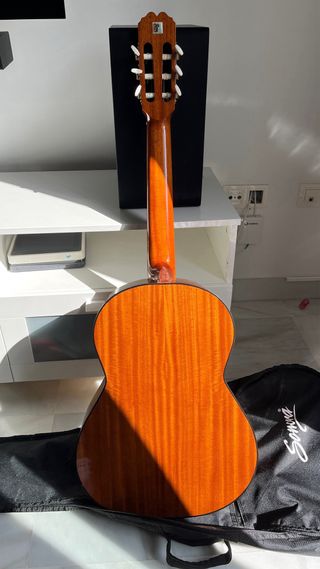 Guitarra Clásica Española Admira Juanita -Ergoplay