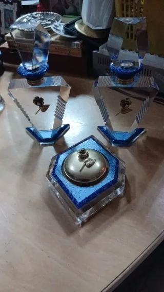 Juego de figuras de cristal