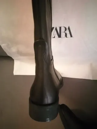 Botas mujer altas negras piel Zara nº 35