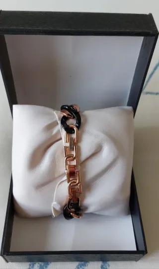 Reloj CUCHI Mujer Dorado y Negro