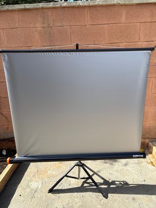 Proyector Reflecta con pie de trípode