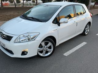Toyota Auris 2010