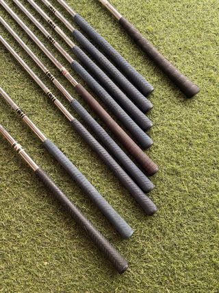 Set Hierros Mizuno Domino (mujer/niño)