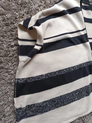 Chaleco Poncho Rayas Crema y Negro Talla Única