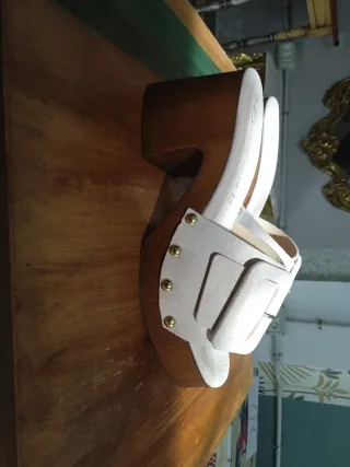 DIVINE FOLLIE Sandalias Talla 39 Rosa