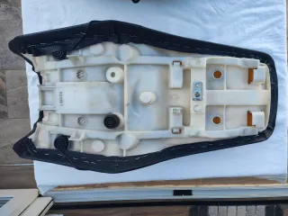 Asiento Yamaha FZS 1000 Negro