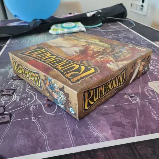 Runebound 3ª Edición Español + Fundas