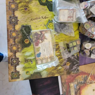 Runebound 3ª Edición Español + Fundas