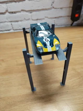 Scalextric Ford GT 40