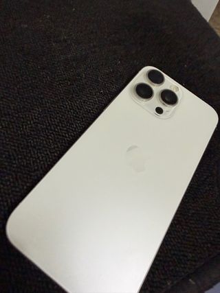iPhone 15 Pro Max Titanio Blanco