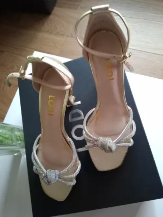 Sandalias LODI pedrería talla 36