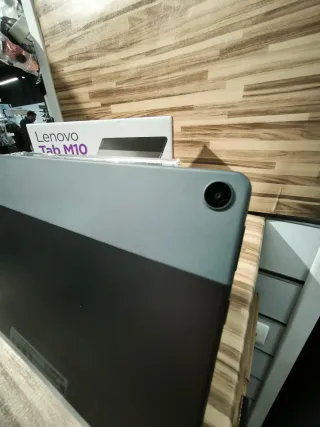 Tablet Lenovo Tab M10 WiFi Negra