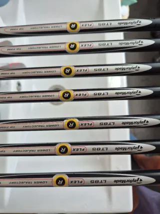 Set de Palos de Golf Taylor Made ..